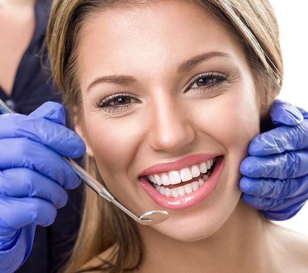 Huntsville Teeth Whitening at Dentist