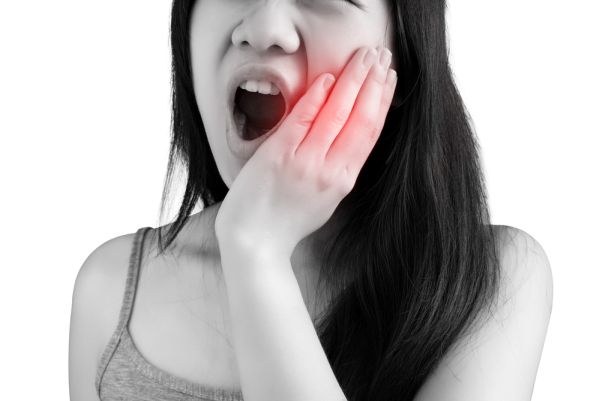 Causes Of Bleeding Gums That You Should Know